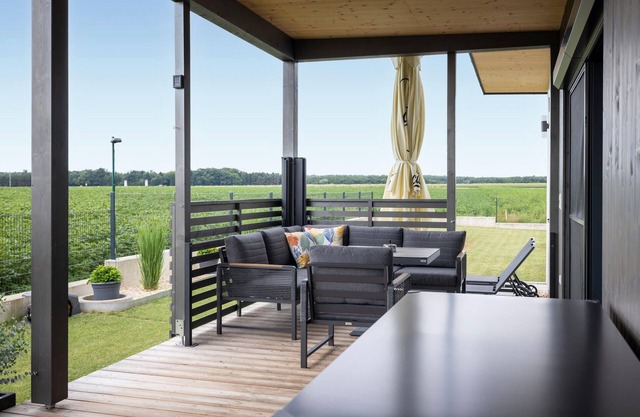 2 bedroom nice home in Kirchfidisch