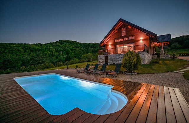 2 bedroom nice home in Salopek Selo