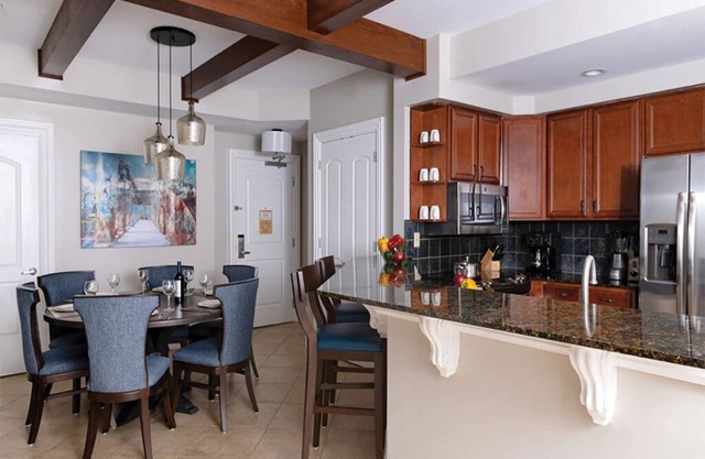 2 Bedroom Presidential Condo, Sleeps 6, on Riverwalk at La Casada Resort!