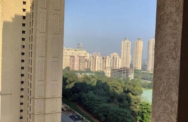 2 BHK Flats for sale in Hiranandani Estate