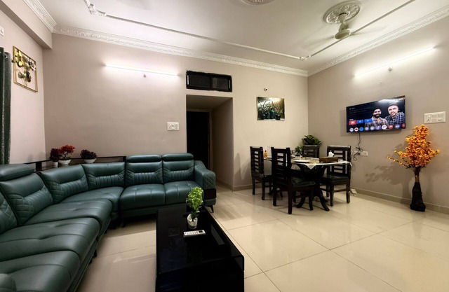 2 BHK Luxury Furnished Apartment