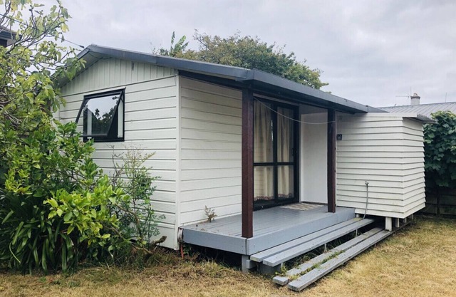 2 double beds including 1 double sofa bed Garden Chalet, 7 Rangiatea Road, Epsom, Auckland