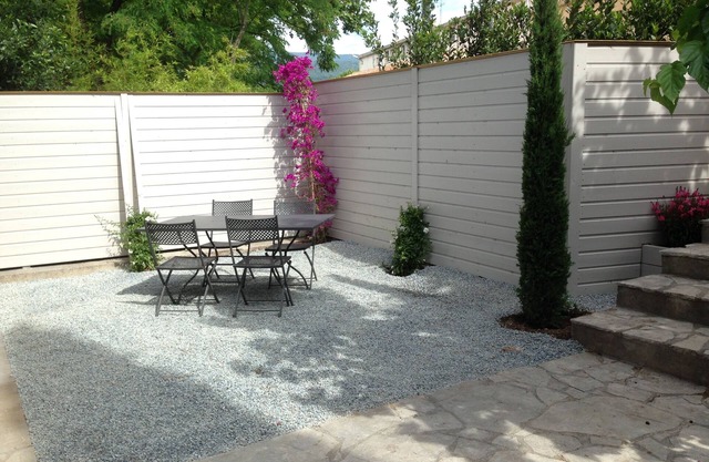 2 room apartment in stone house