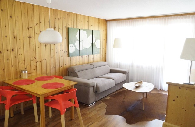 2 Room, Kitchen, South Balcony, Pool, Covered Parking In Quiet Täsch (zermatt)