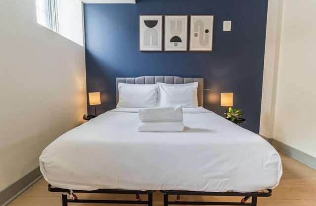 2- Unit Renovated Loft w/Free Parking | Lou Med!