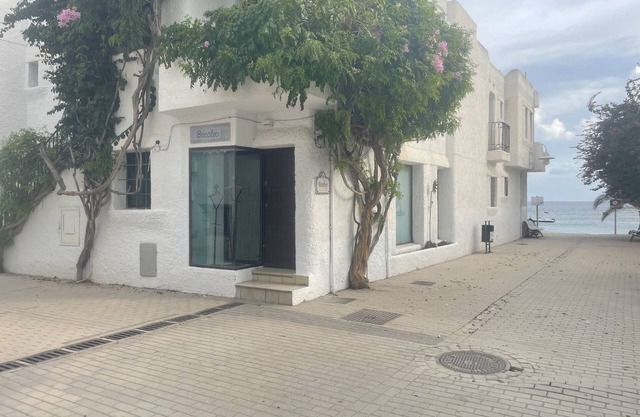 20 METERS FROM THE BEACH