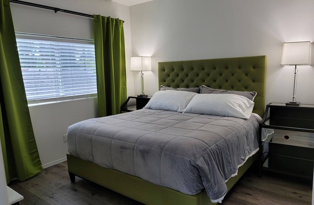 #204 New Beautiful Modern Condo Downtown Monroe!