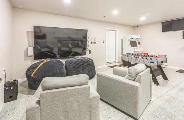 253 - Bear Lake Escapes. 3bdrm, 2.5bath