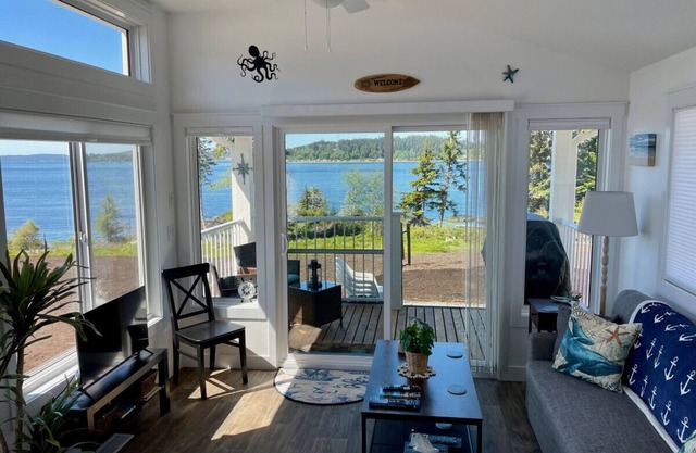 27 - On The Rocks Cottage