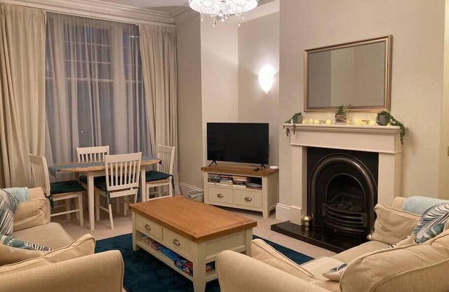 27 Princess Royal House - Apartment 1