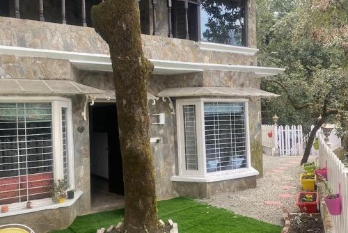 2BHK Apartment In Mansion Near Nainital Lake