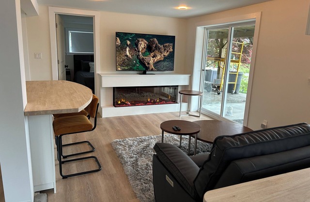 2BR Seaside Haven Retreat