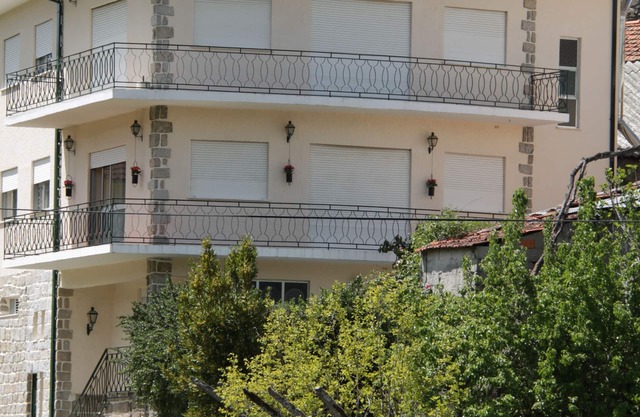 2nd floor apartment in Praia de Fráguas