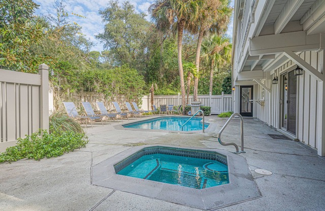 2nd Row Beach House with Ocean Glimpses ~ Private Pool & Spa ~ 29 Ruddy Turnstone
