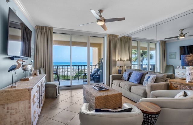 3 Bdr 3 Bath Gulf Side Azure Beachfront