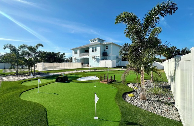 3 bed 2 bath Beach House near Boca Grande with Pool + Sauna + Spa + Mini Golf
