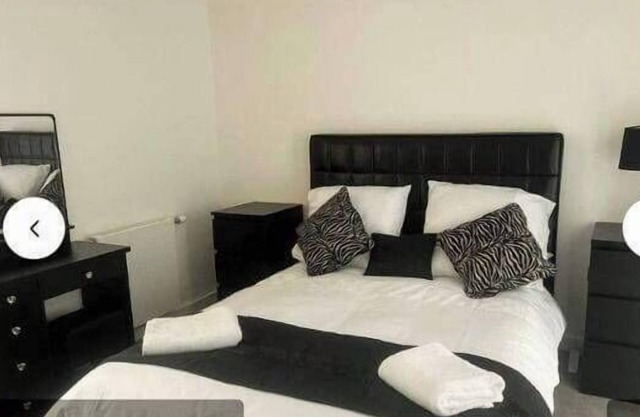 3 Bed-Sleeps 6-City Centre-Free Parking
