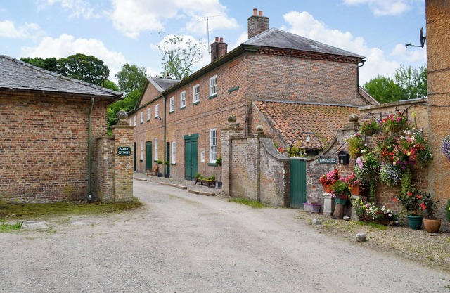 3 bedroom accommodation in Rudston, near Bridlington
