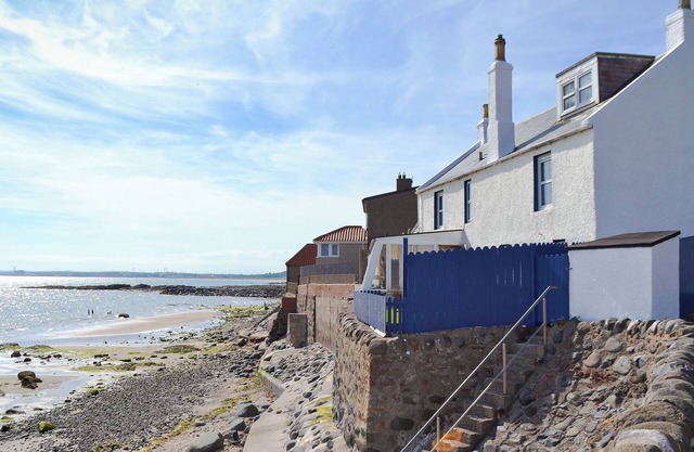 3 bedroom accommodation in Lower Largo, near Leven