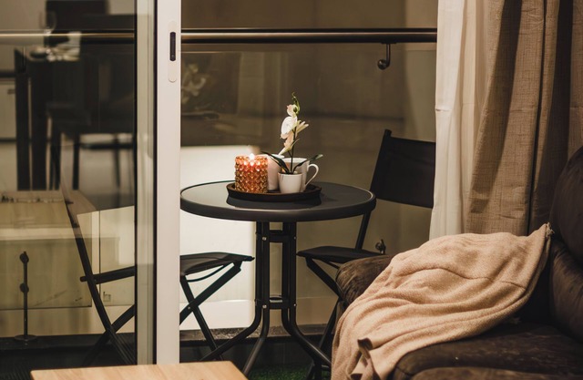 3-bedroom apartment in delightful Hulhumale' with AC, Wi-Fi and Full kitchen.