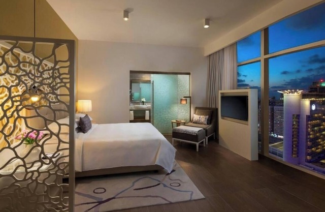 3 Bedroom Apartment sea view Near Abu Dhabi mall