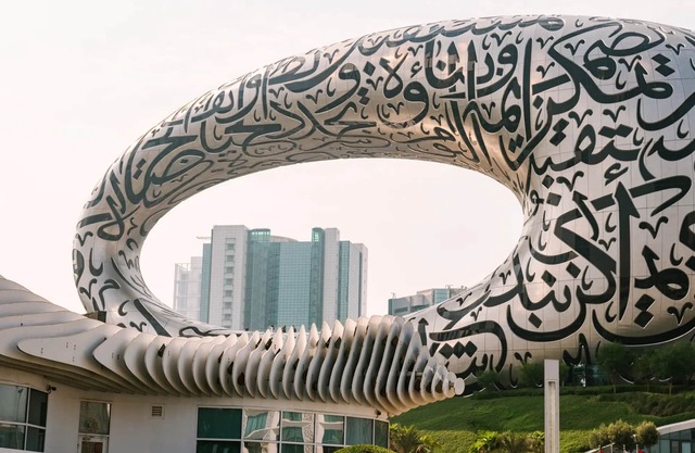 3 Bedroom Apartment w/Burj Khalifa View Downtown