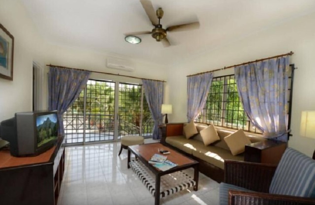 3 Bedroom Beachfront Apartment