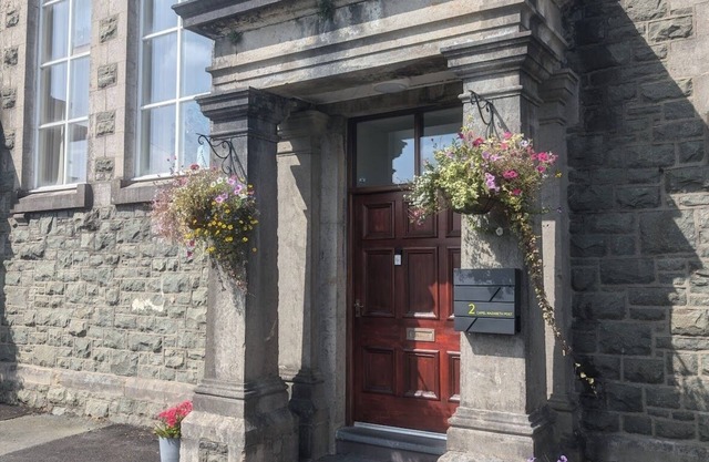 3 Bedroom Chapel with Country Views
