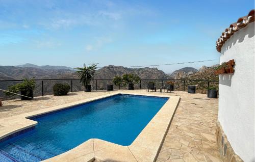 3 Bedroom Cozy Home In El Chorro, Alora