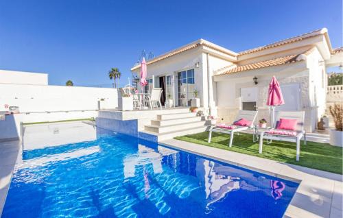 3 Bedroom Cozy Home In Rojales