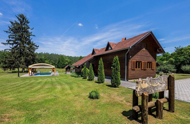 3 bedroom gorgeous home in Cacinci