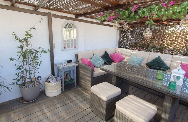 3 bedroom house near Caminito del Rey with roof terrace and countryside views.