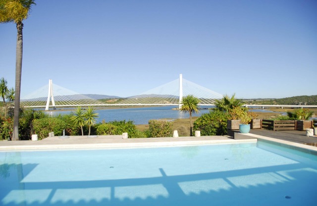 3 bedroom house with pool and river view, Ferragudo