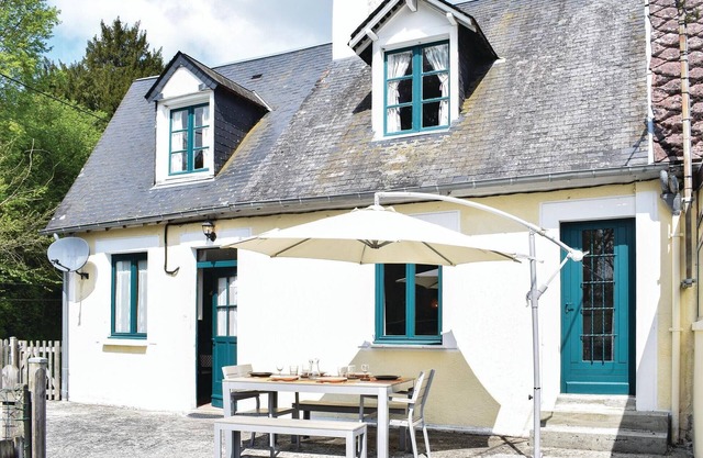 3 bedroom nice home in Pont d'Ouilly