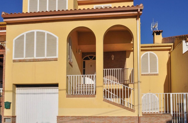 3 bedroom nice home in Olivares