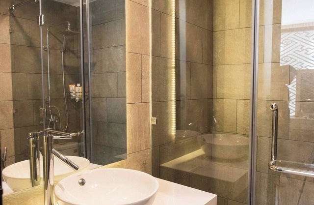 3-bedroom townhome in fabulous Đà Nẵng with AC, WiFi