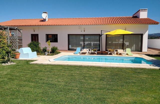 3 Bedroom villa with swimming pool in quiet village with countryside views