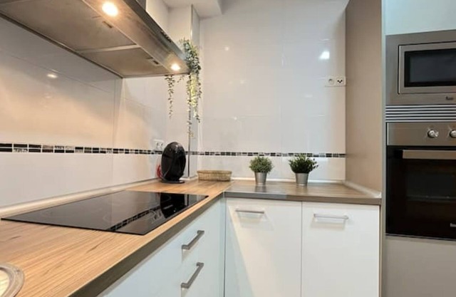 3 Bedrooms, Air Conditioning, near Hospital Arrixaca