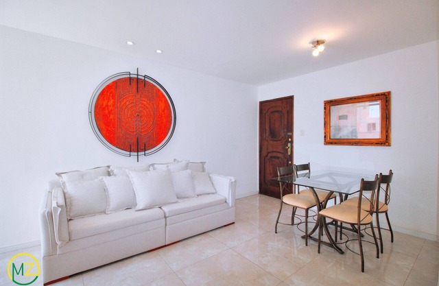 3 bedrooms apartment in Copacabana at posto 6 for 7 persons!