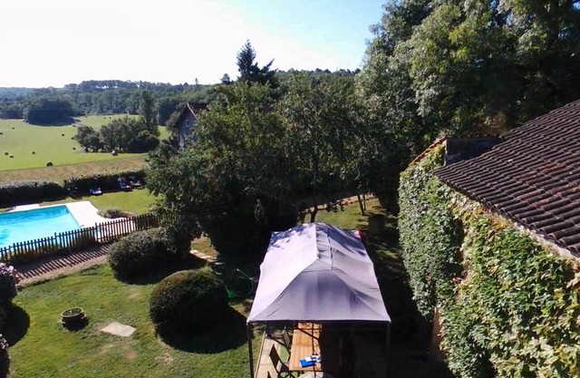 3 charming houses Quiet Comfort Park Swimming pool billiard, Bergerac-Périgueux