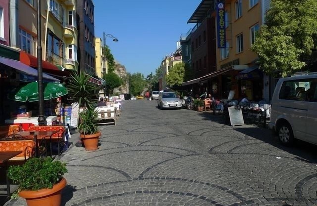 3 Double Bedroom, Right Next to Blue Mosque, on Akbiyik Street