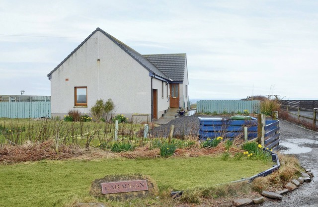 3 bedroom accommodation in Scarfskerry near Castletown