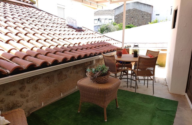 3 MARIAS Nº22 - T4, in the center of the village of Lousa, Castelo Branco, Beira Baixa.