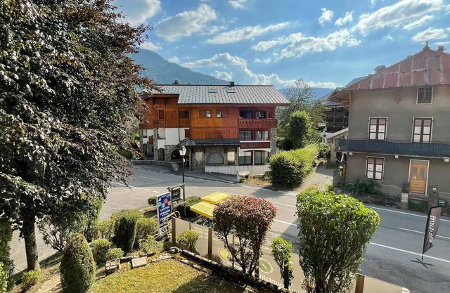 3-room apartment in Samoëns with WiFi and parking