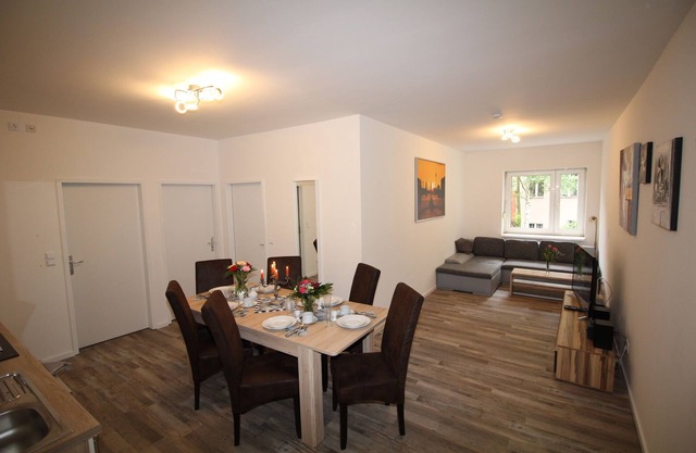 3 rooms, up to 9 persons, luxurious furnishings, "orchid"