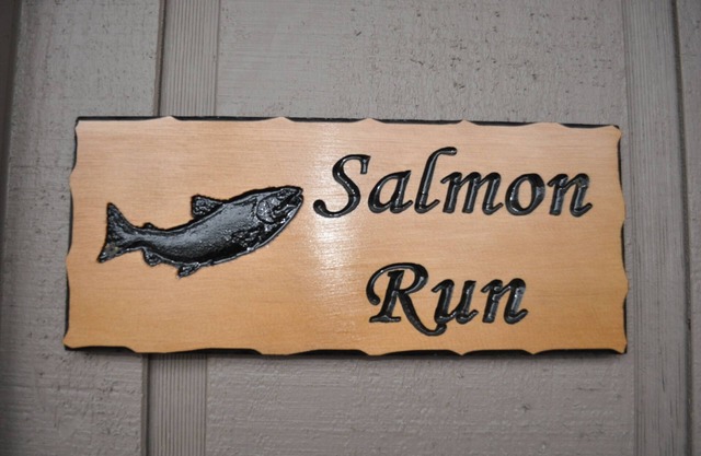 3 Rustic Elegant Suites (sleep 12+) - Fish, hike, site-see from your doorstep