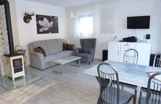 3 star 50sqm apartment Amsel's nest, private 25sqmterrasse, Wi-Fi, garage incl.