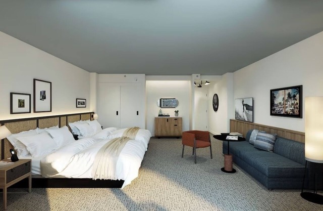 3 Units, Luxe Connecting Suite with Lanais and Sleeper Sofa, Romer House Waikiki