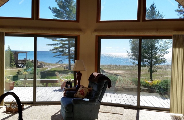 324' Lake Mich Beach, Cent.AC 4kayaks,9bikes well stocked,no neighbors 200+ft