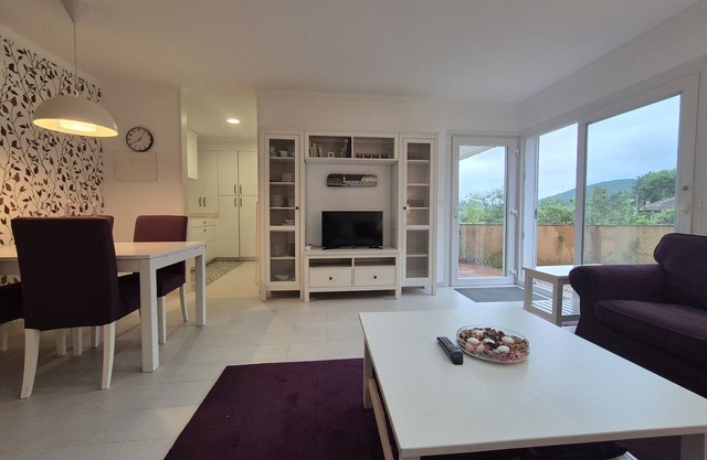 34A02 House in Las Caldas